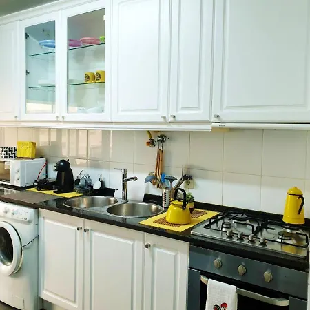 With 2 Bedrooms In With Furnished Balcony And Wifi Apartment *