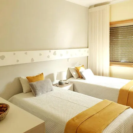 Apartment With 2 Bedrooms In With Furnished Balcony And Wifi