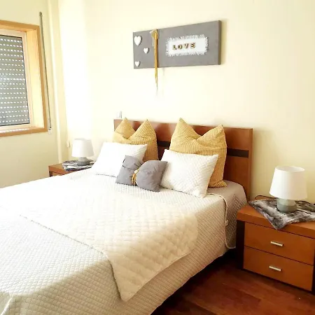With 2 Bedrooms In With Furnished Balcony And Wifi Apartment