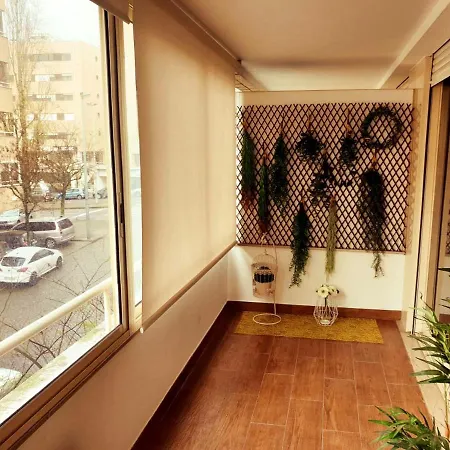 With 2 Bedrooms In With Furnished Balcony And Wifi Apartment